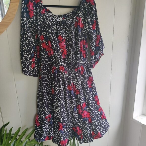 GAP Dress, Floral Print in Red White & Blue Flowers on Black, Ruffled Hem - Picture 1 of 5